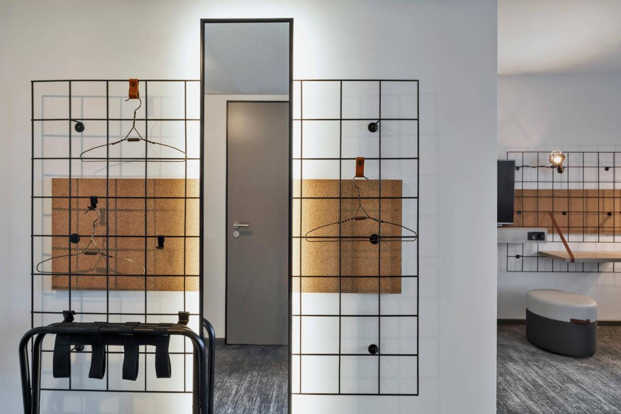Moxy Hamburg City Kültér fotó