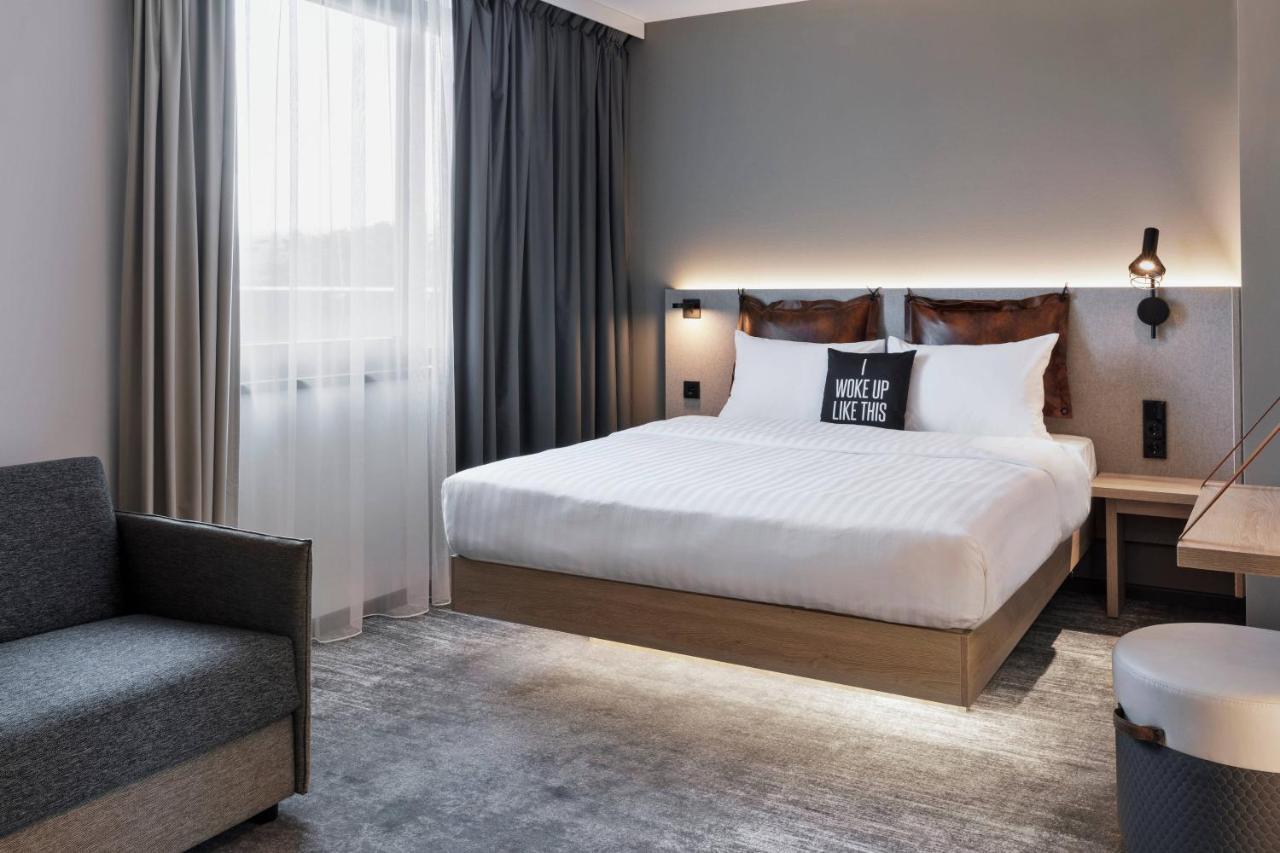 Moxy Hamburg City Kültér fotó