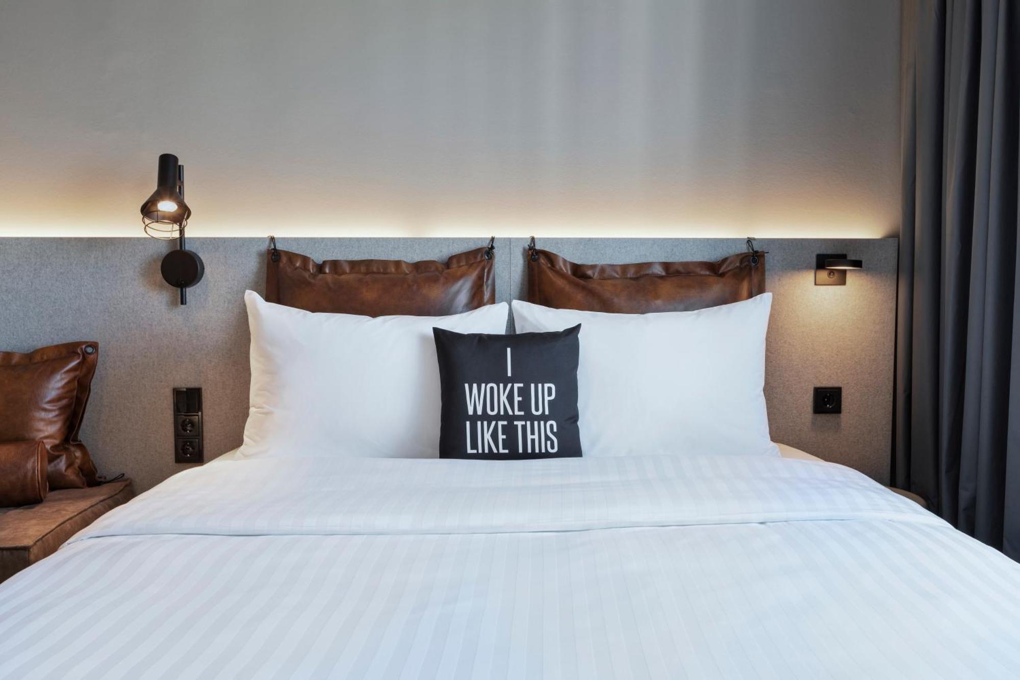 Moxy Hamburg City Kültér fotó